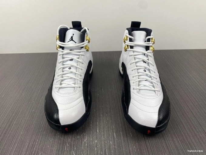 HYPE (2013) Taxi 130690-125 12 Retro Jordan 0823